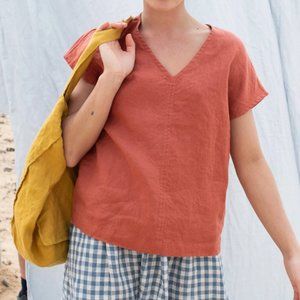 Boxy linen top in salmon pink